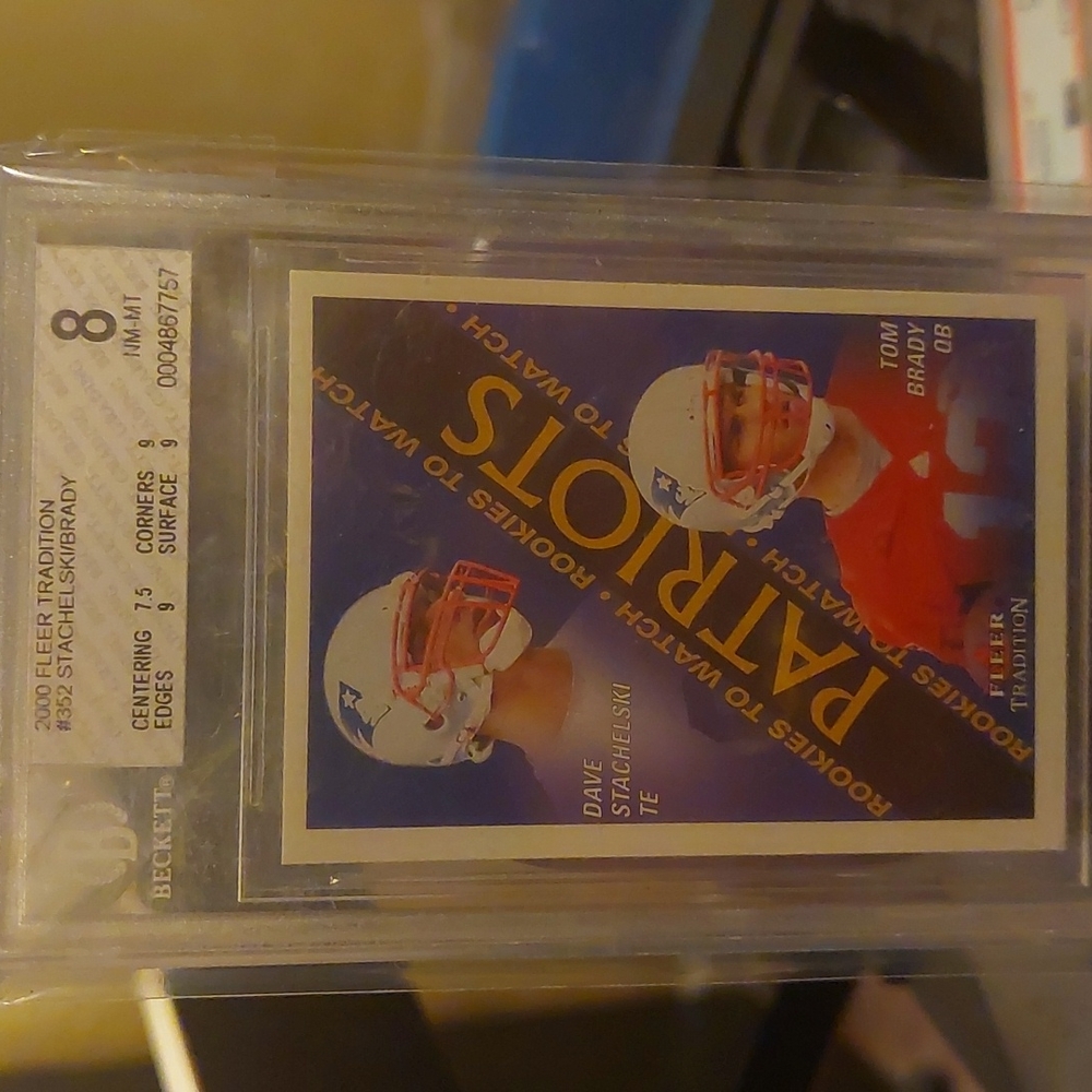 TOM BRADY ROOKIE CARD FLEER TRADITION